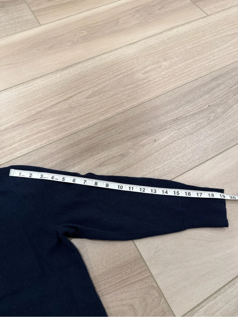 J. Crew | Everyday cashmere crewneck sweater navy size M